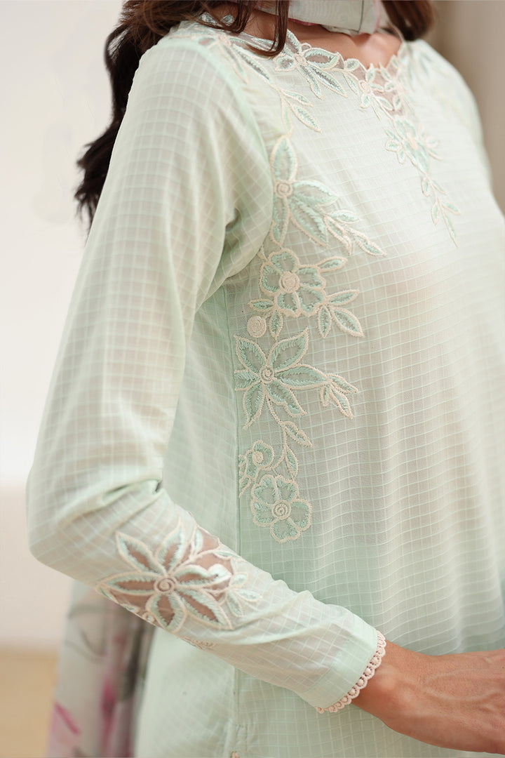 UE-521 Dyed Textured Lawn