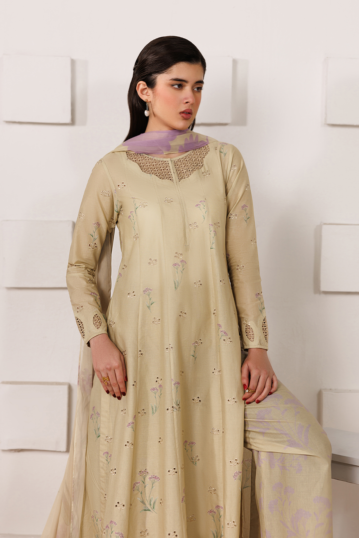 UE-635 Printed Lawn