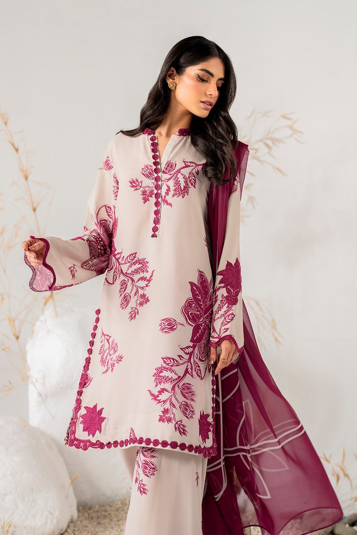 IP-236 Printed Georgette - Iznik