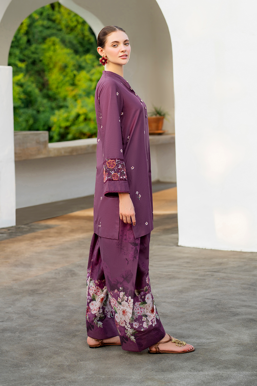 IP-311 Printed Lawn - Iznik