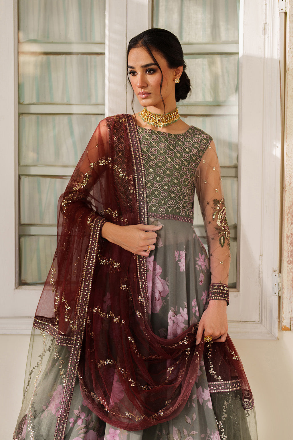 UE-541 Printed Formals