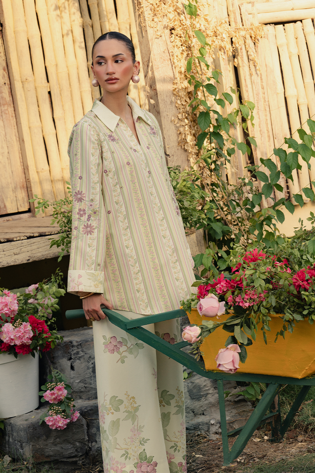 IP-386 PRINTED LAWN