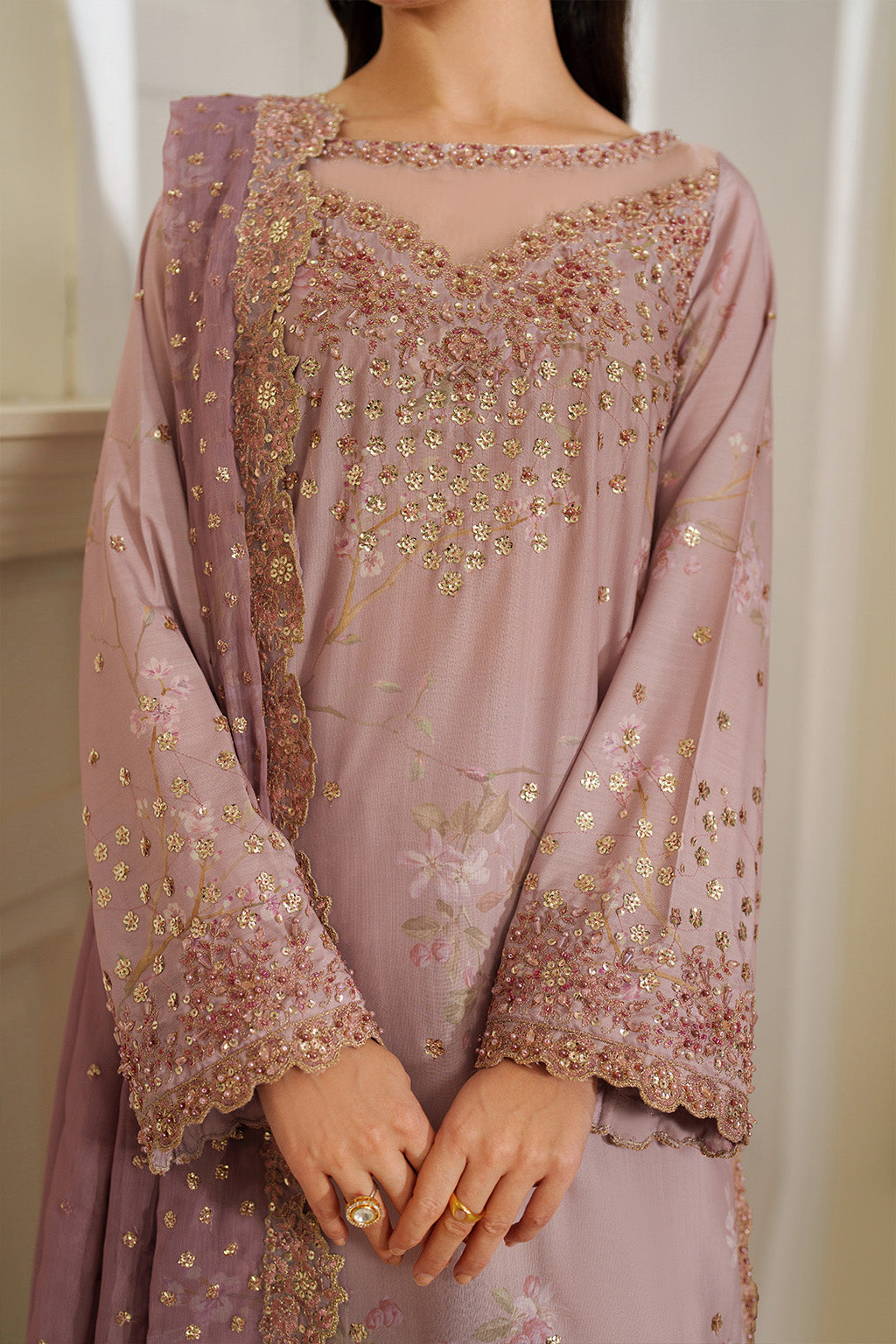 UE-540 Printed Formals