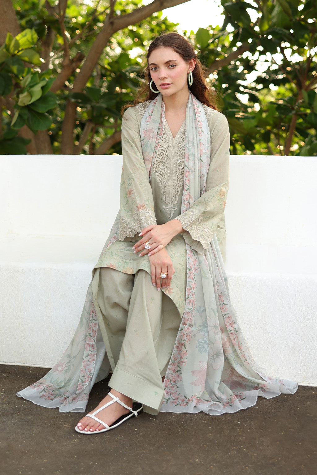 UE-490 Printed Lawn