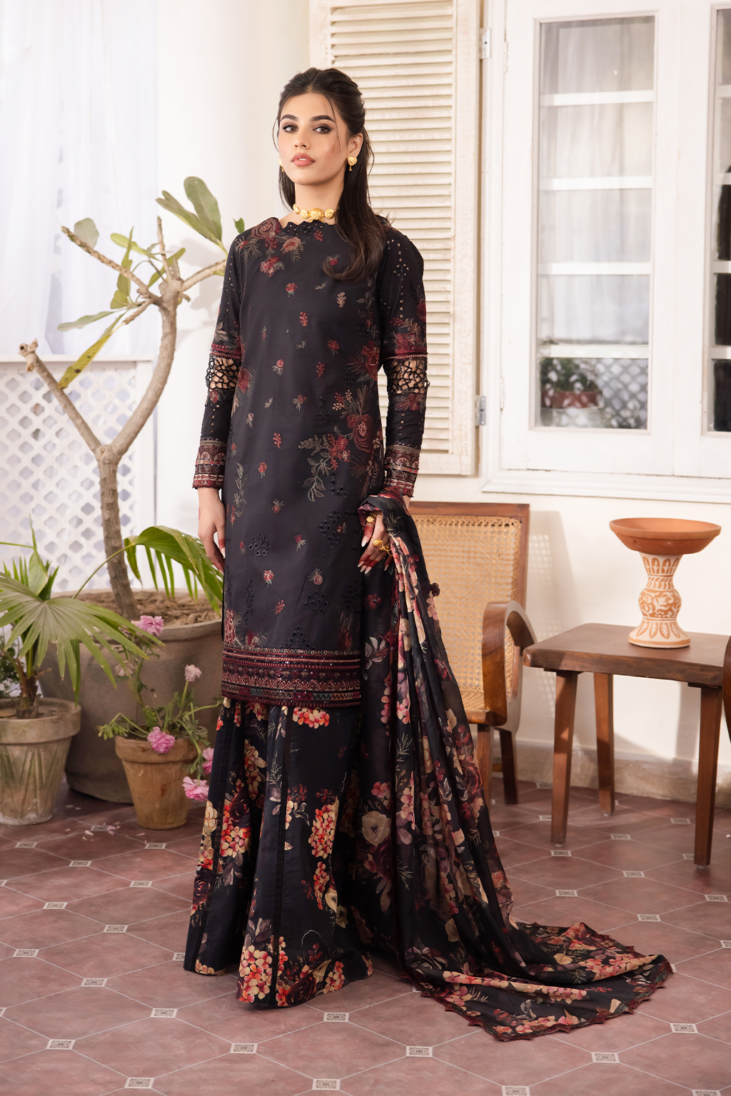 NKG-01 Embroidered Lawn