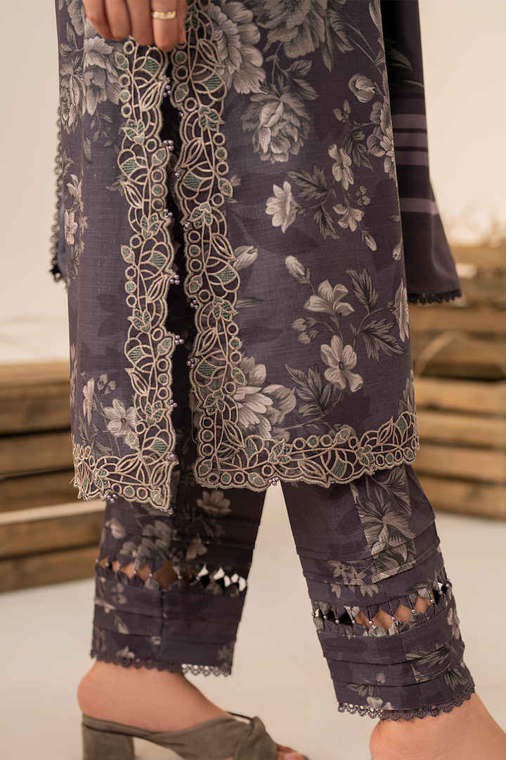 UE-349 Printed Khaddar - Iznik