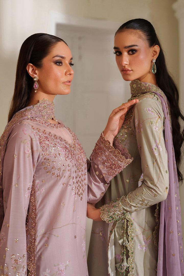 UE-540 Printed Formals