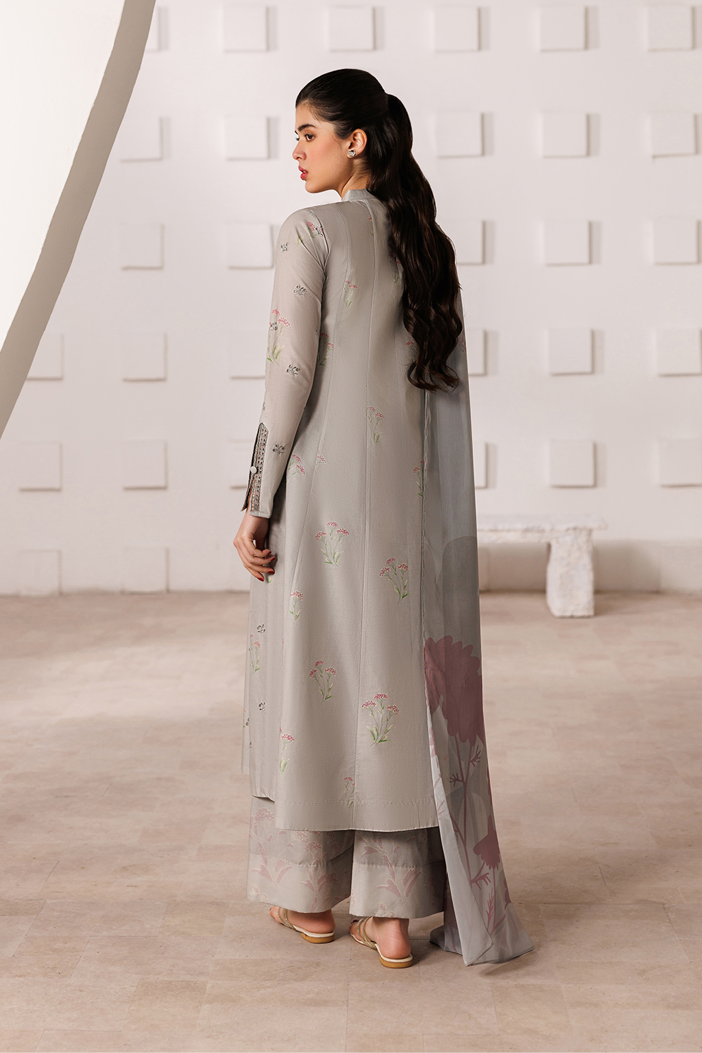UE-634 Printed Lawn