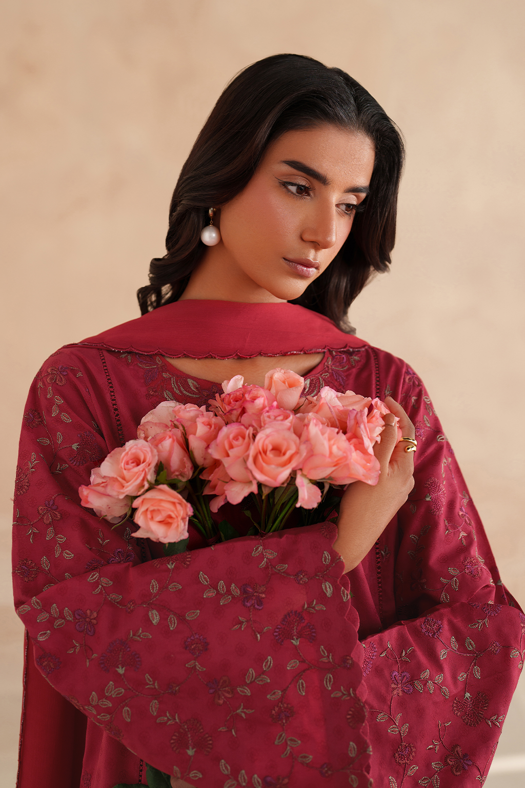 UE-596 Embroidered Lawn - Iznik