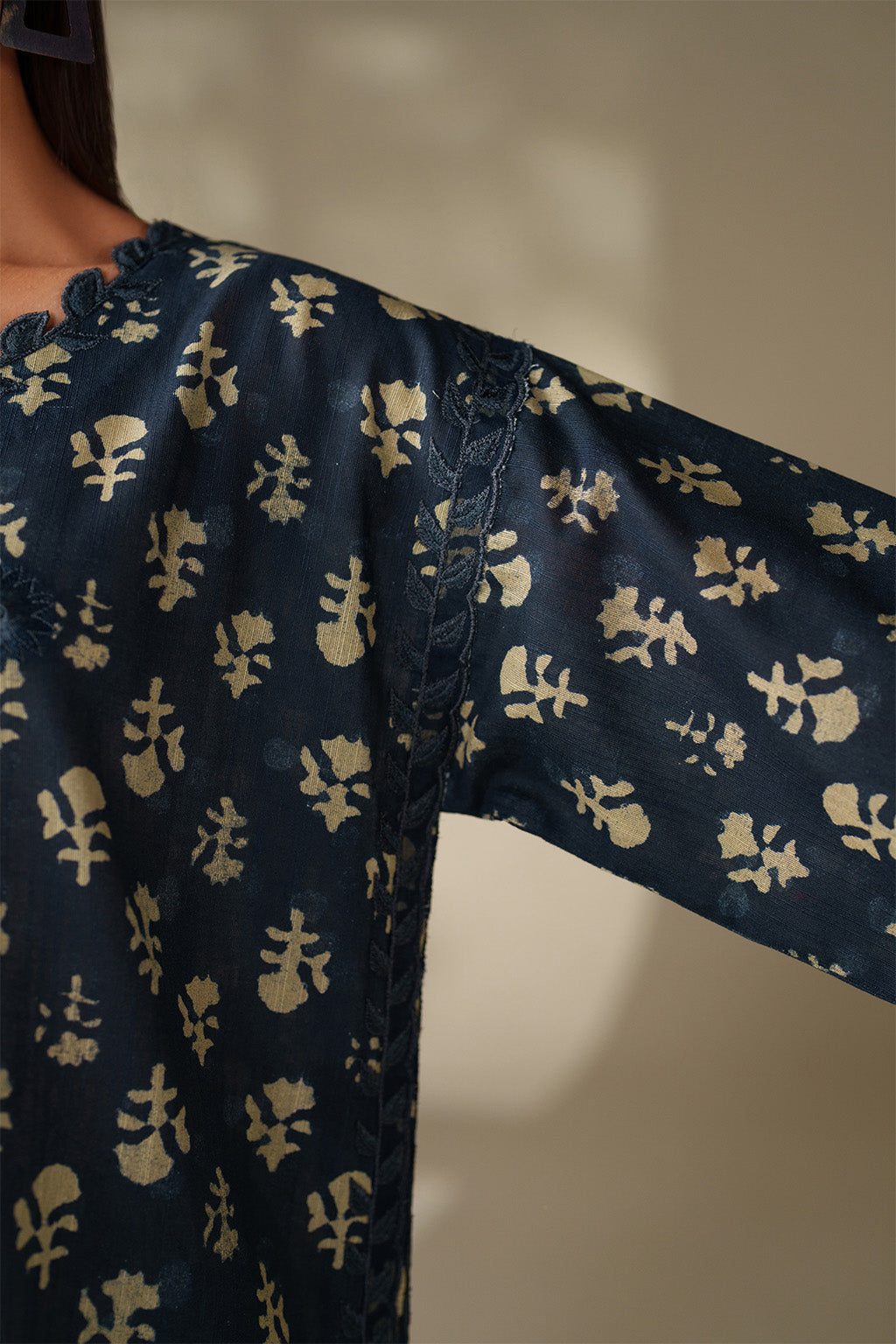 UE-560 Printed Khaddar