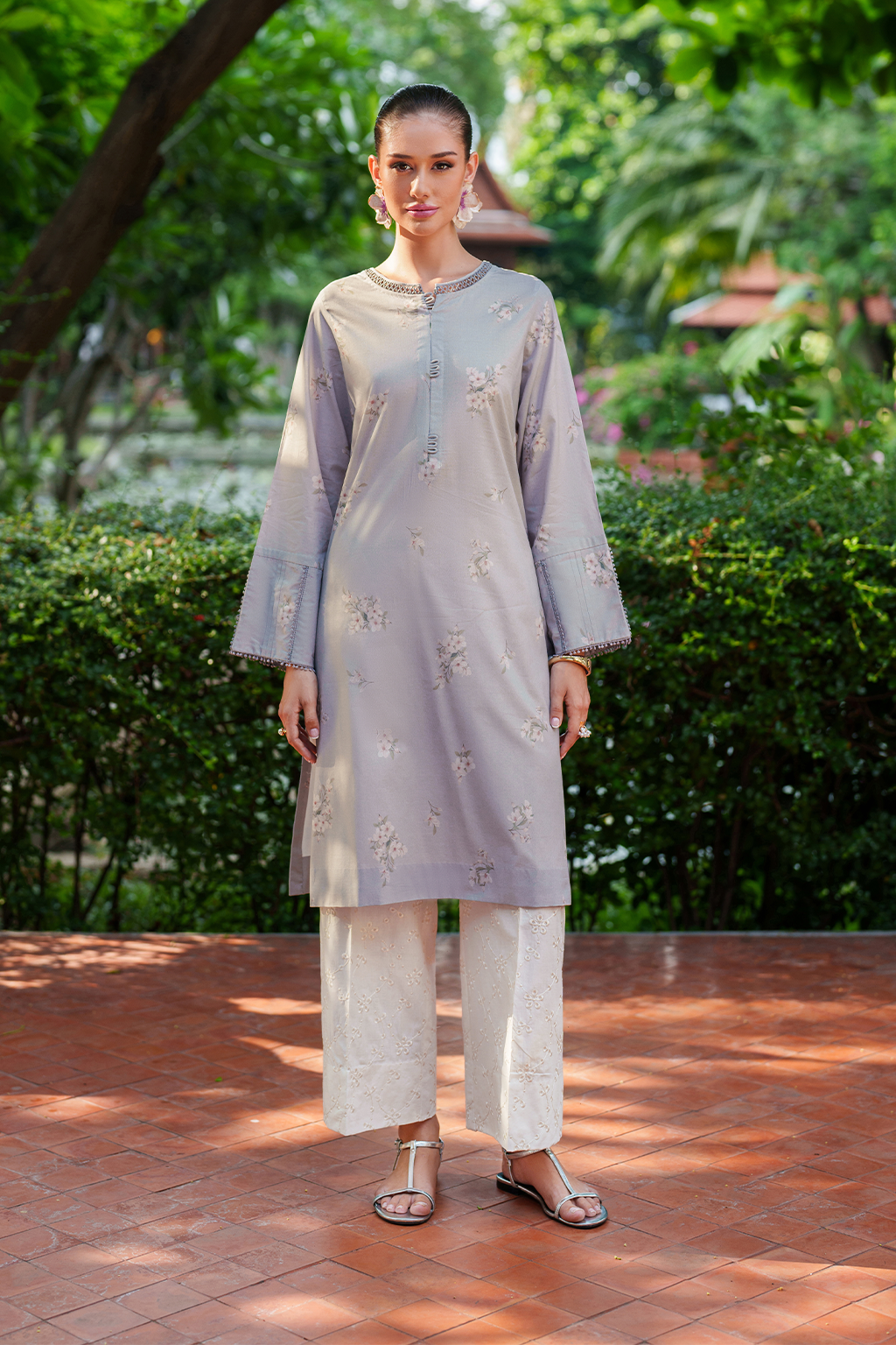 IP-313 Printed Lawn - Iznik