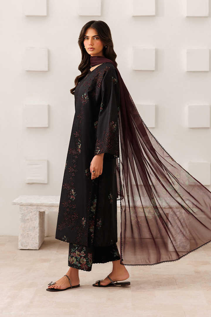 UE-637 Printed Lawn