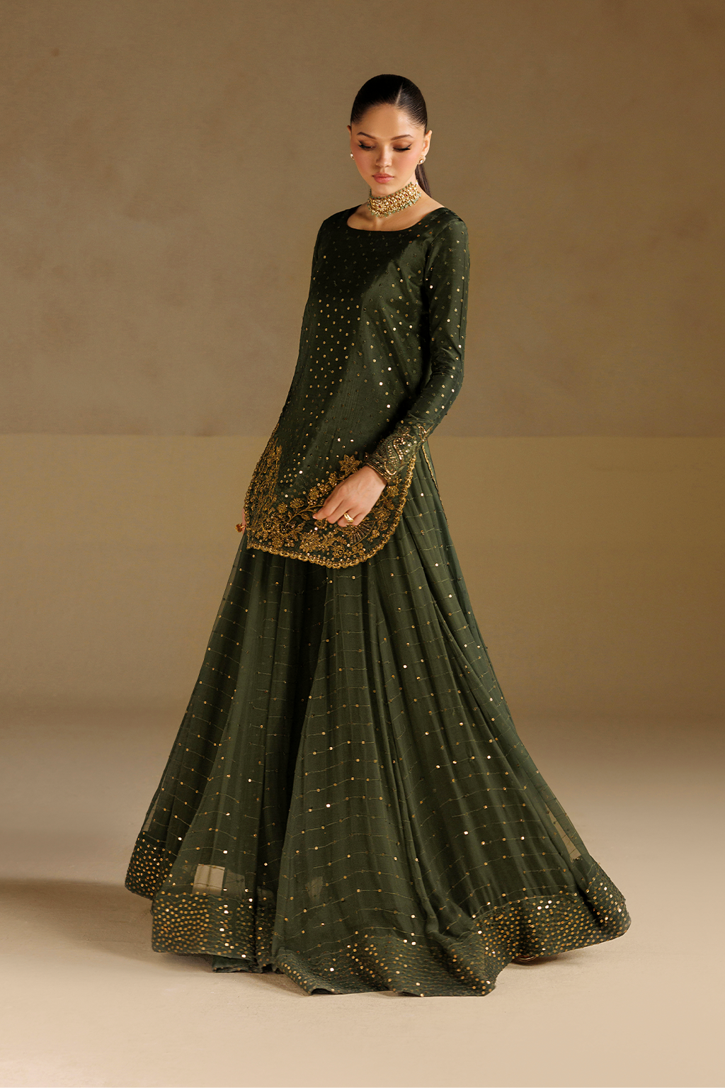 UE-732 Embroidered Ramen Silk