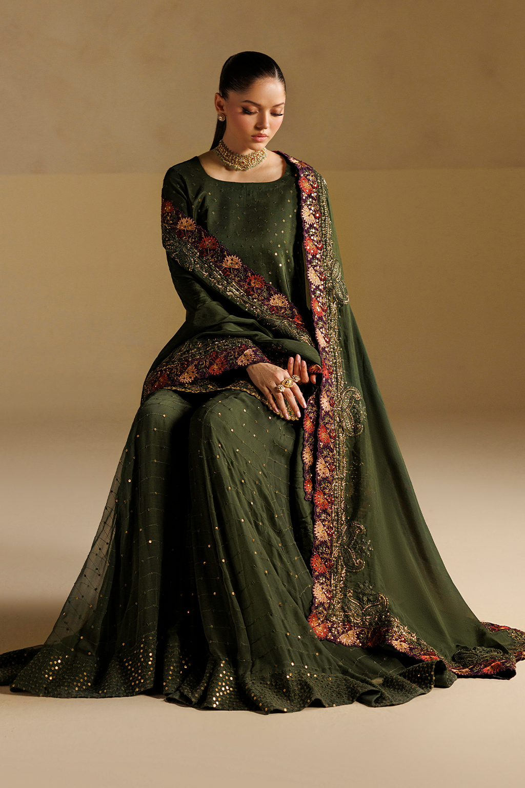 UE-732 Embroidered Ramen Silk