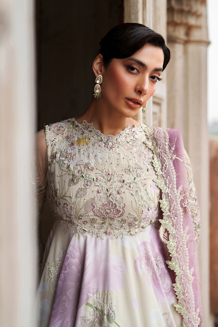 UE-546 Embroidered Chiffon - Iznik