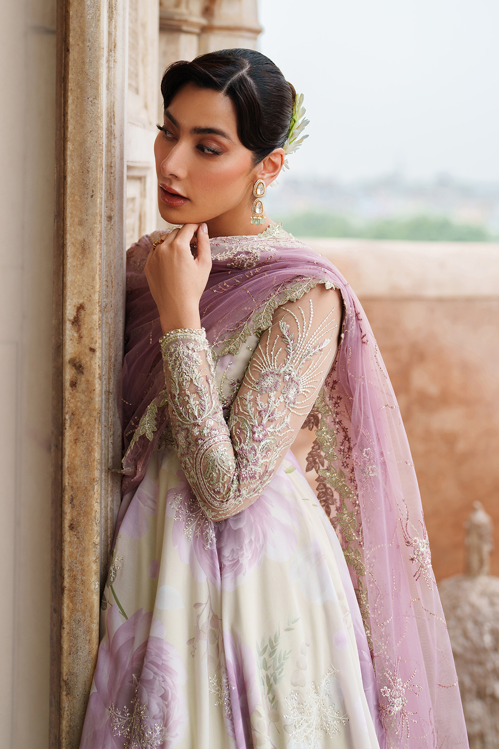 UE-546 Embroidered Chiffon - Iznik