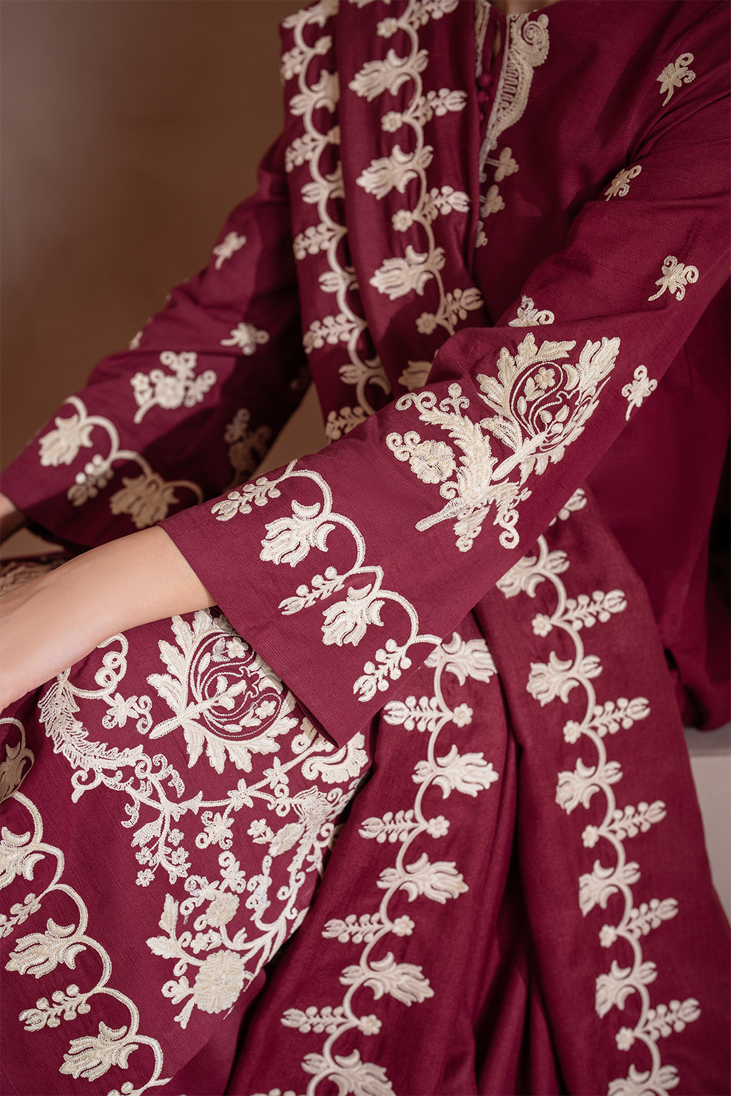 UE-362 Embroidered Khaddar