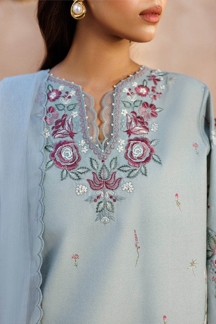 UE-675 Printed Lawn