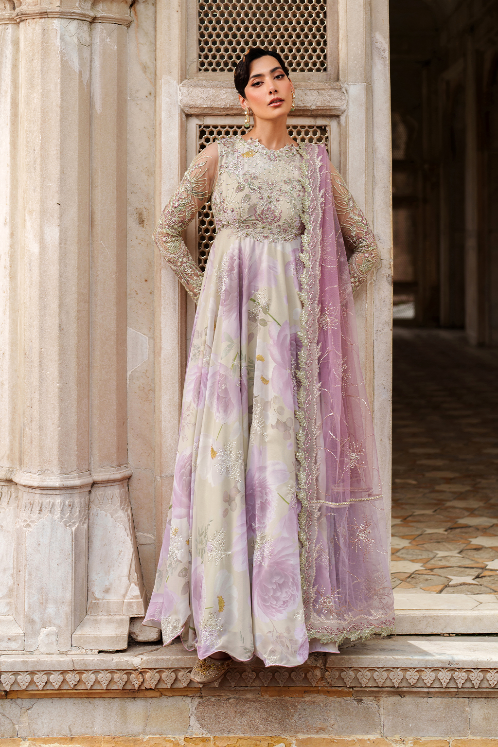 UE-546 Embroidered Chiffon - Iznik