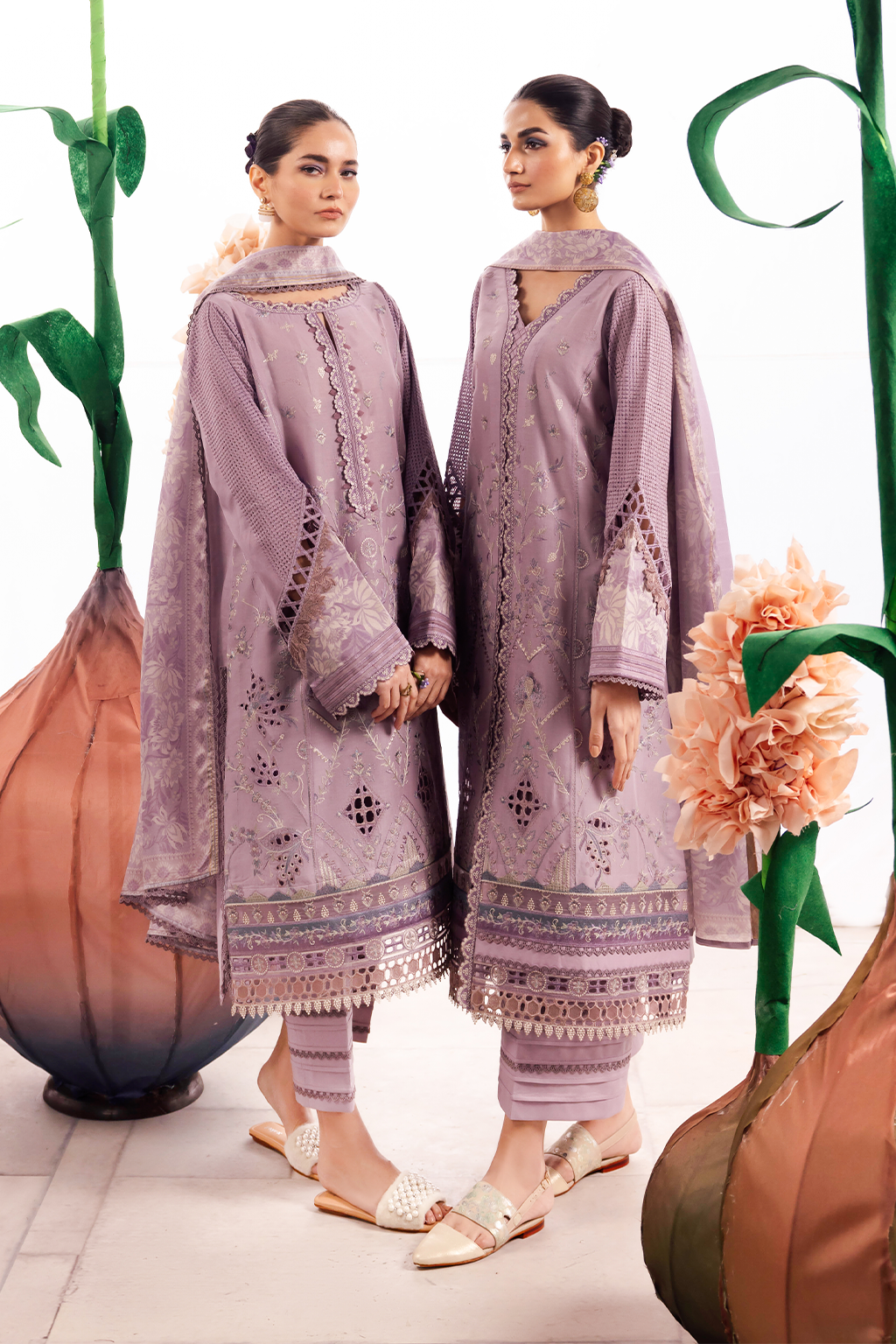 DL-04 Embroidered Lawn