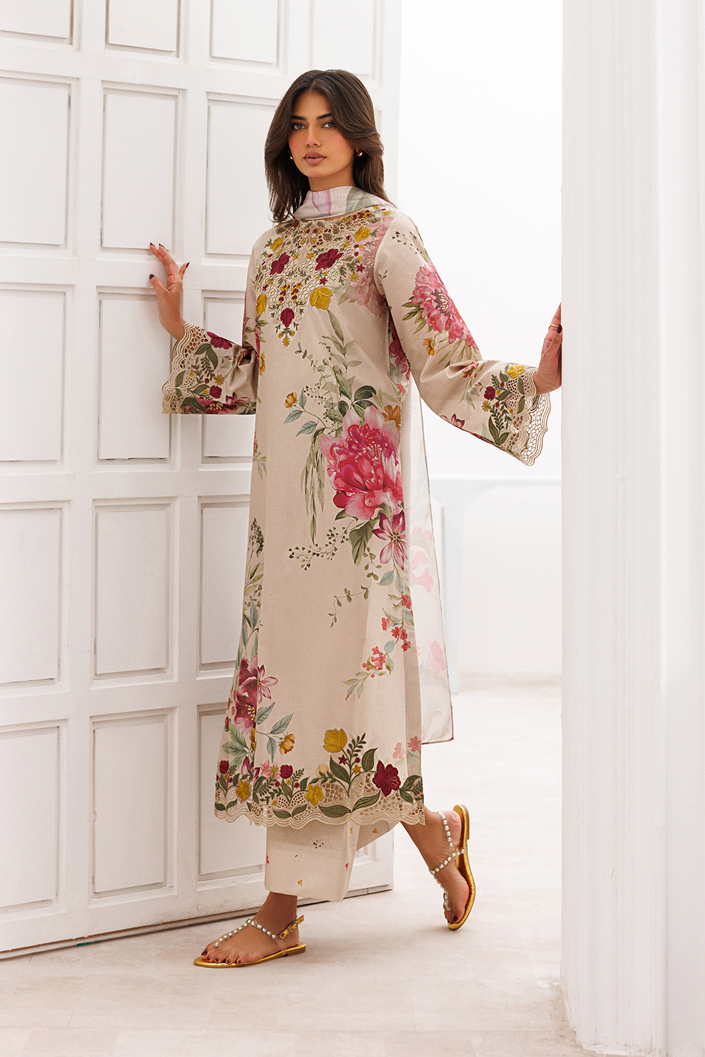 UE-644 Printed Lawn