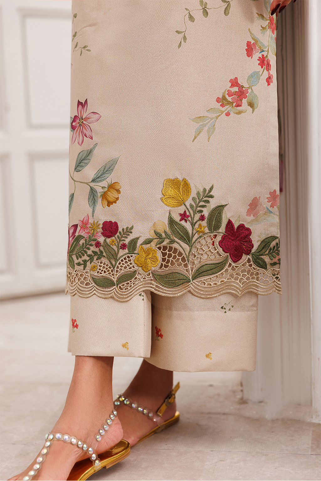 UE-644 Printed Lawn