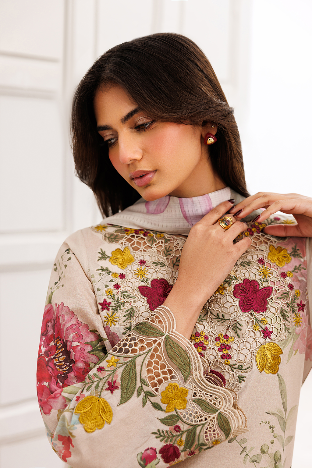 UE-644 Printed Lawn