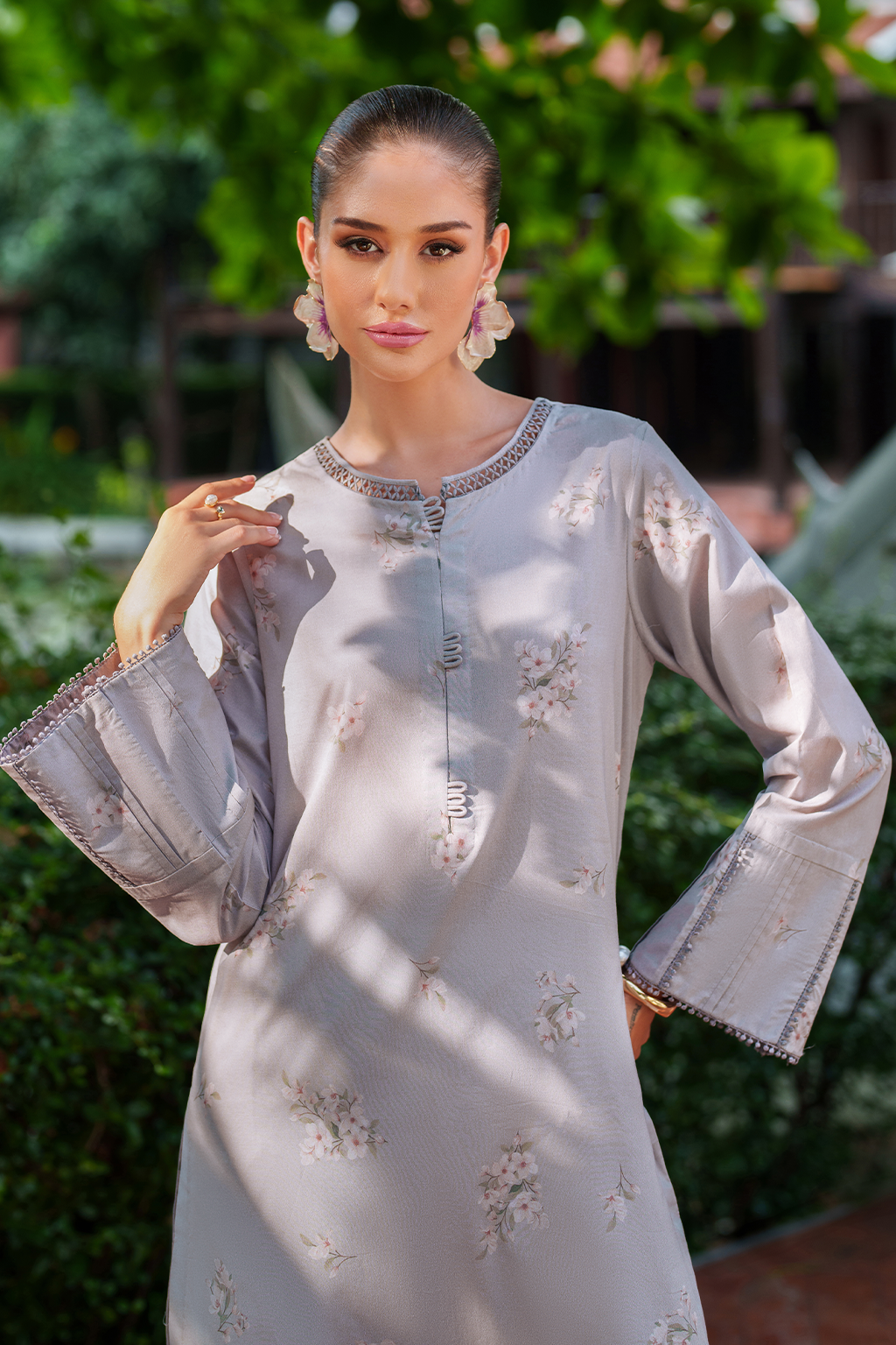 IP-313 Printed Lawn - Iznik