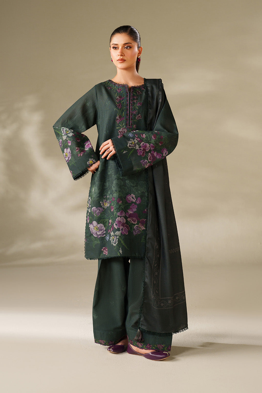UE-567 Printed Khaddar