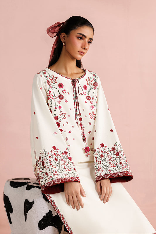 IP-355 Embroidered Lawn - Iznik
