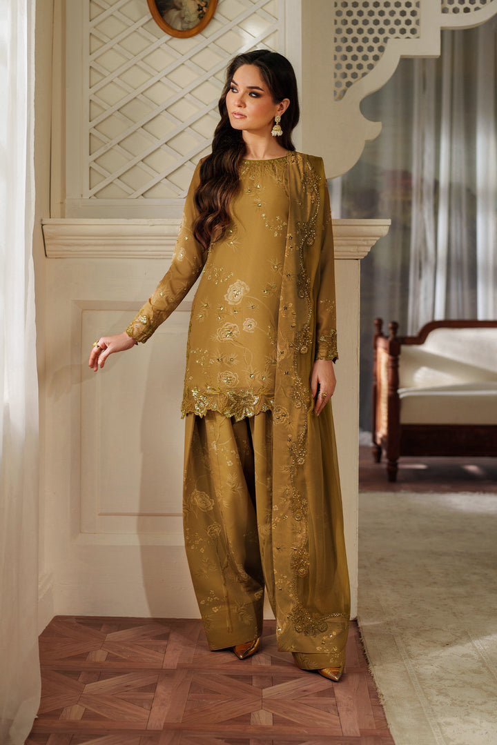 UE-545  Printed Formals