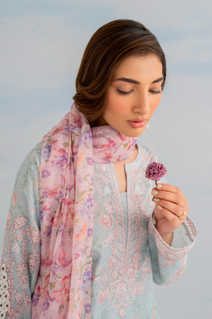 IGL-01 Embroidered Lawn