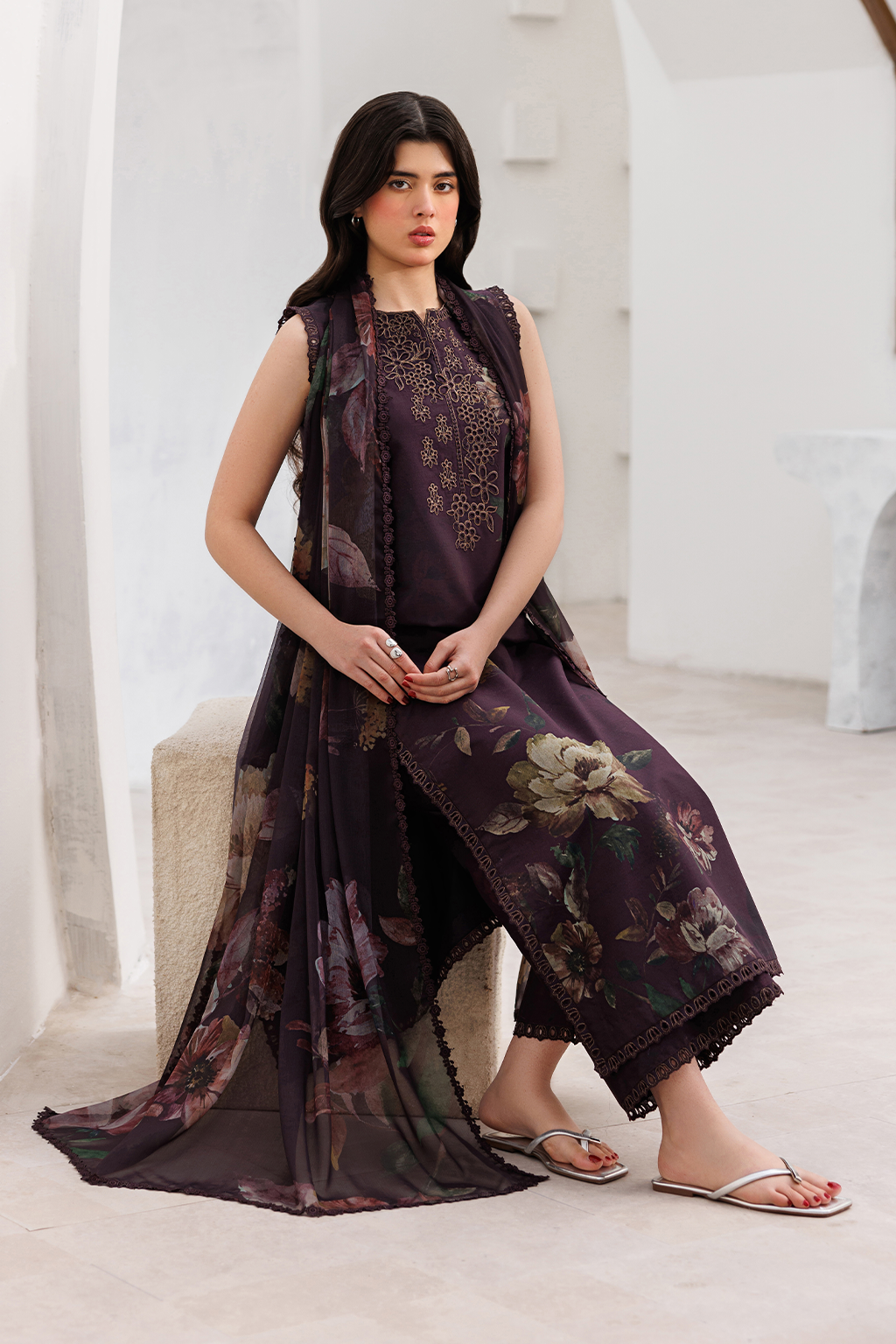 UE-646 Printed Lawn