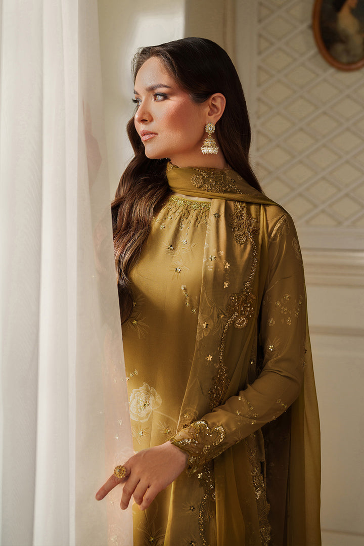 UE-545  Printed Formals