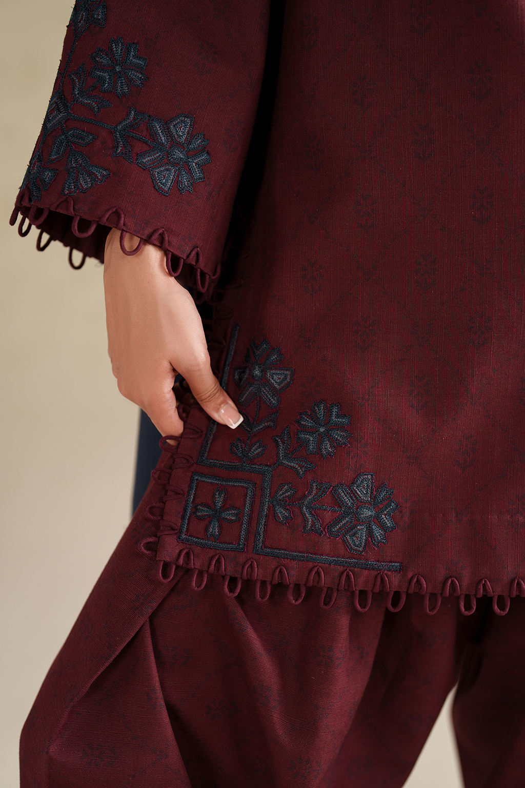 UE-592 Printed Khaddar