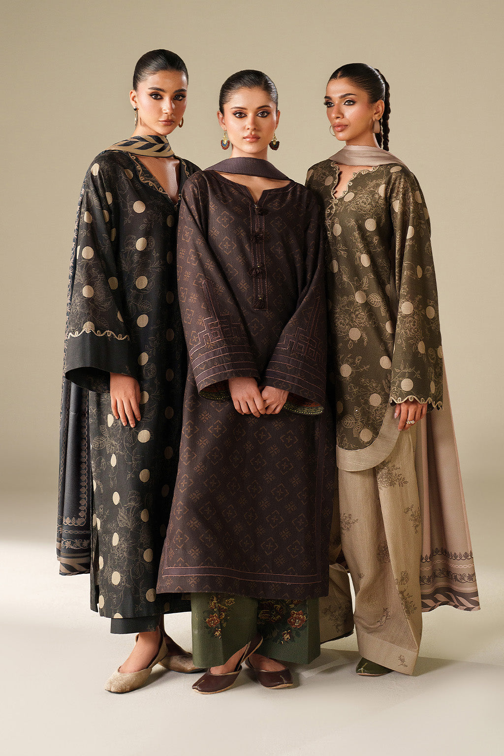 UE-565 Printed Khaddar