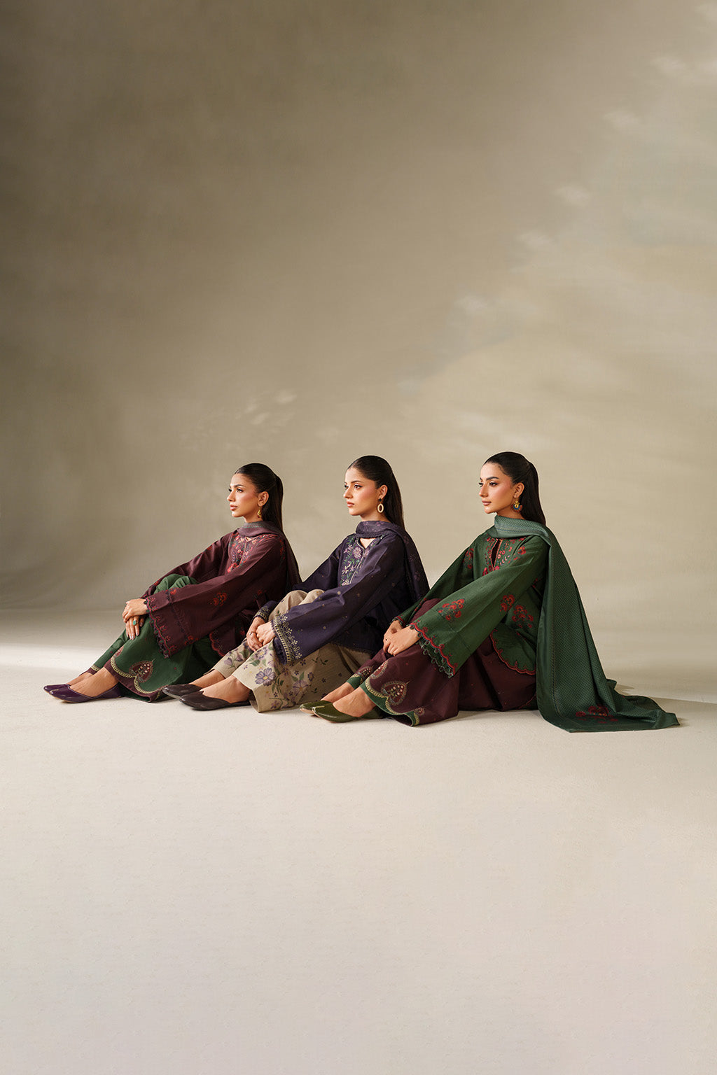 UE-568 Printed Khaddar