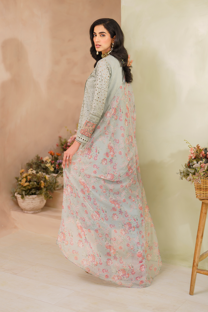 IP-224  Embroidered Lawn