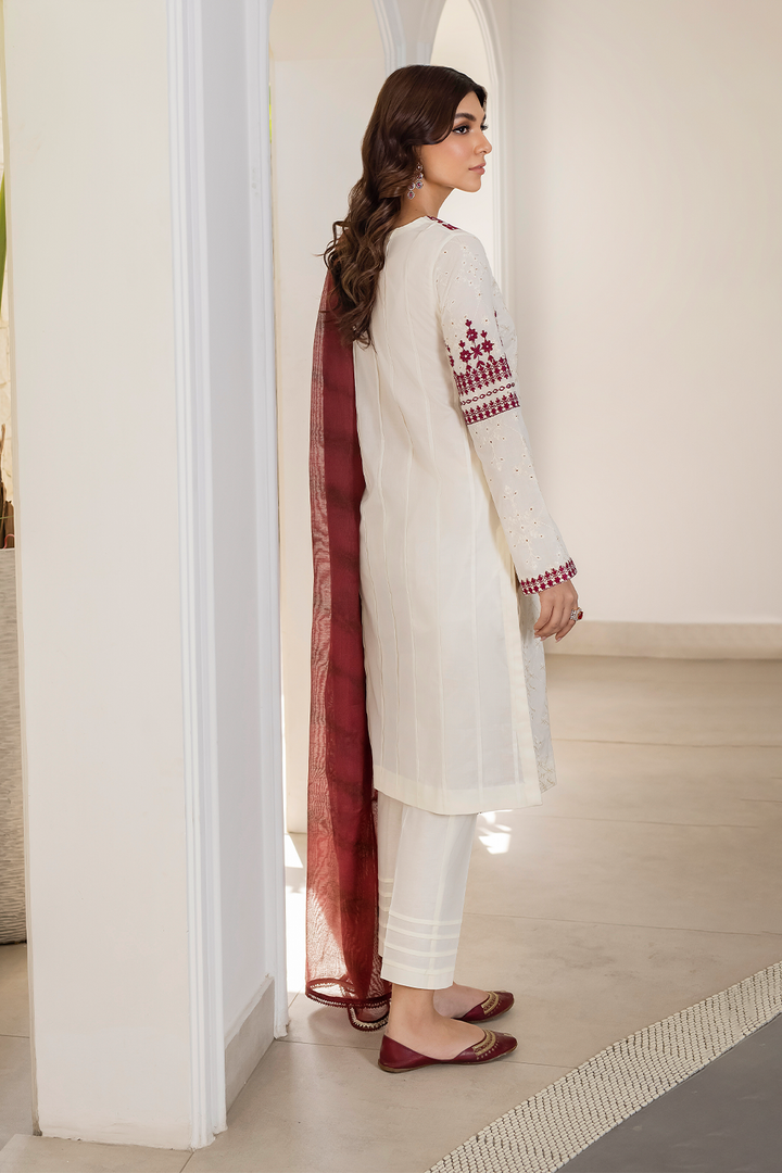 IP-202 Embroidered Lawn