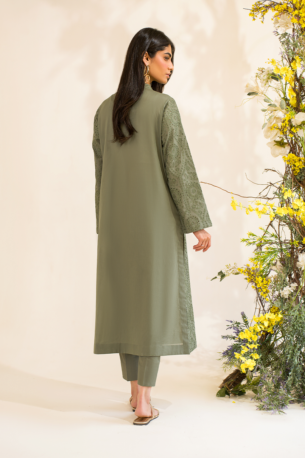 IP-218 Embroidered Lawn