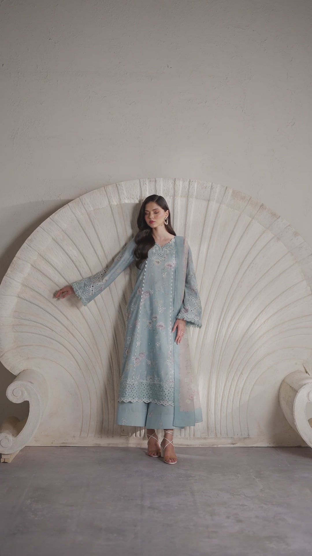 IBE-10 Embroidered Lawn