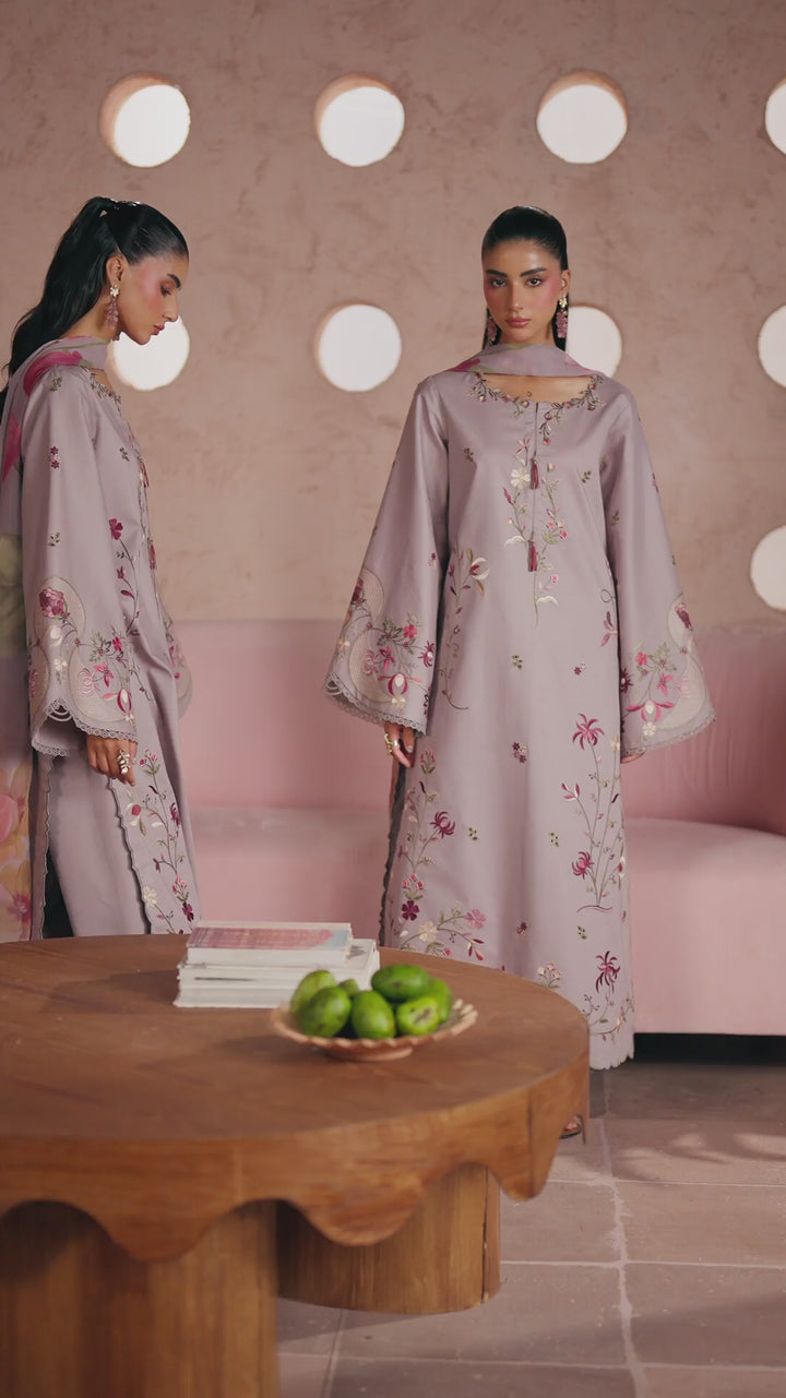 UE-699 Embroidered Lawn