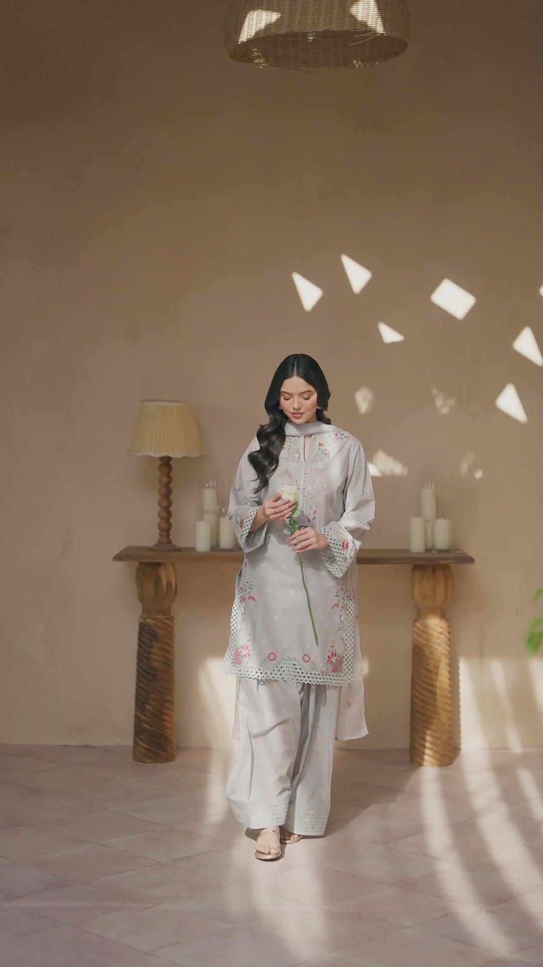 EL-12 Embroidered Lawn