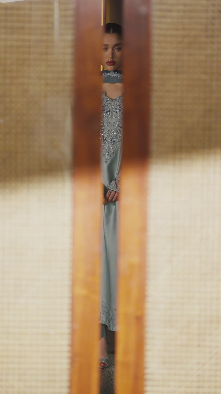 UE-717 Embroidered Jacquard Sheesha Silk