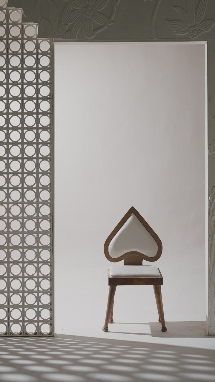 UE-688 Embroidered Lawn