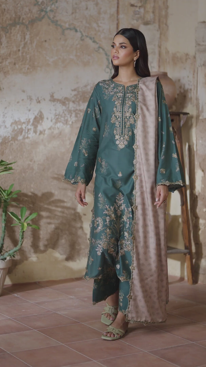 IPF-05 Embroidered Printed Linen