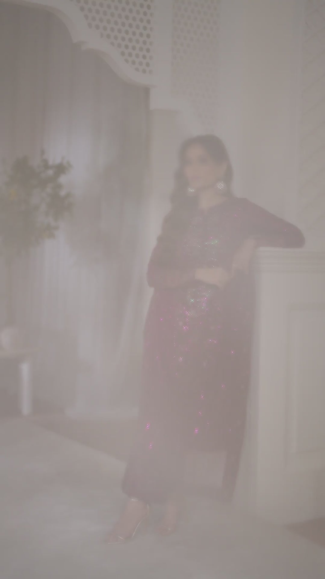 UE-538  Printed Formals